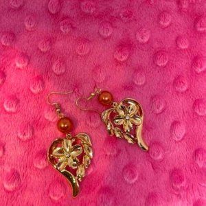 Hamilton Gold Polynesian-Hawaiian Style Earrings with Freshwater Pearl